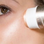 METAMORPHOSIS Upiększający Rozświetlacz W Sztyfcie Do Twarzy I Ciała