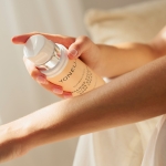 NUTRIFUSÍON Aksamitny Ultra Regenerator Do Ust Z Ceramidami Supreme