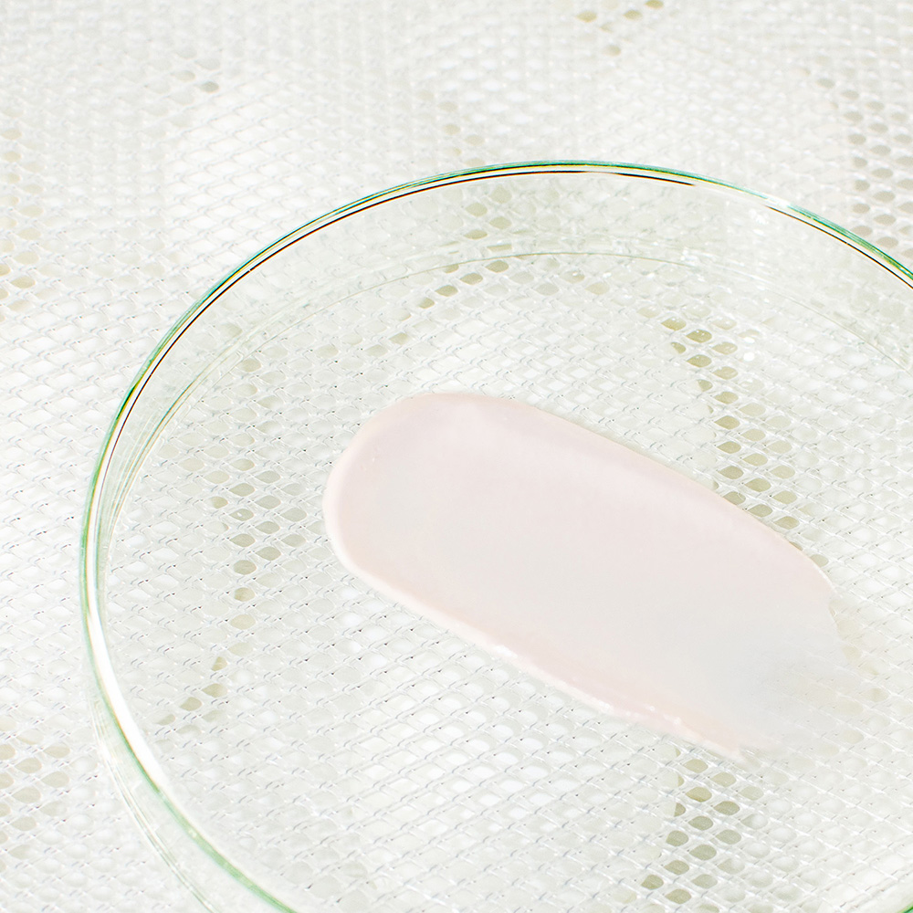 LUMIFUSÍON Potrójnie Aktywny Krem SPF50 Przeciw Przebarwieniom Z Witaminą C Premium