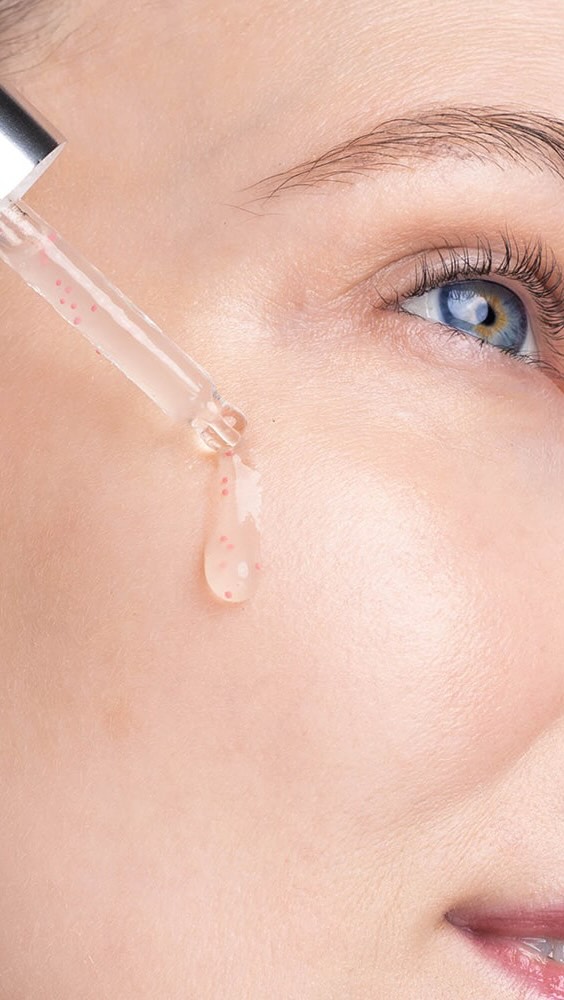 SKIN PENETRATION REVOLUTION® W serum jak w soczewce skupia się&hellip;